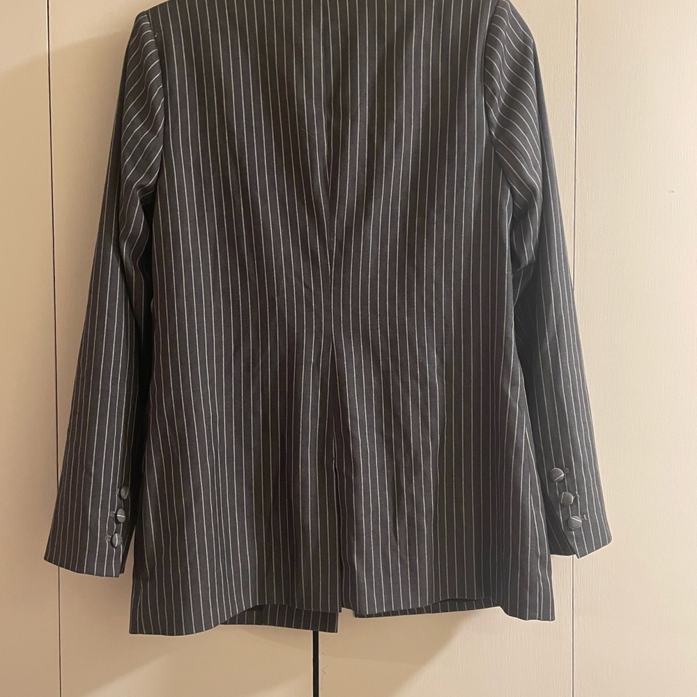L’Academie Blazer jacket dark gray REVOLVE - Picture 3 of 8